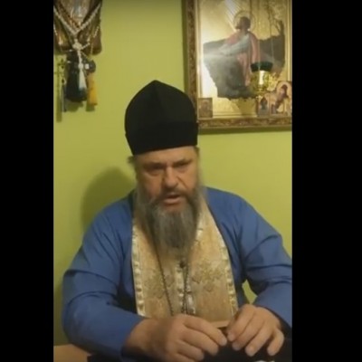 (Видео) Батюшка Валерий объясняет, почему важно молиться об усопших