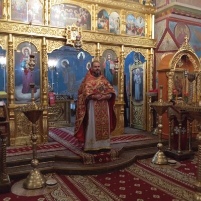 Пасхальные богослужения в Михаило-Архангельском храме в селе Хрустовая